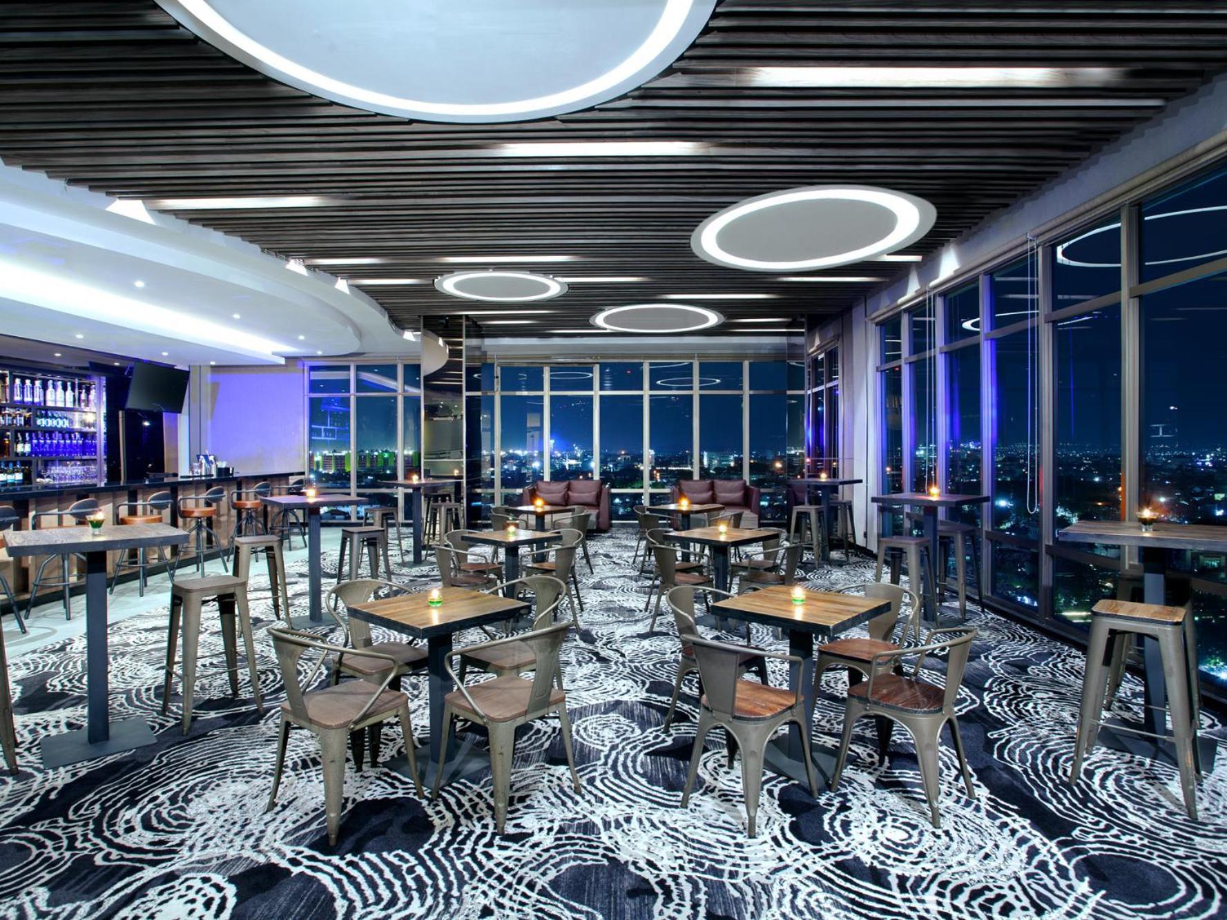Platinum Hotel Tunjungan Surabaja Exteriér fotografie